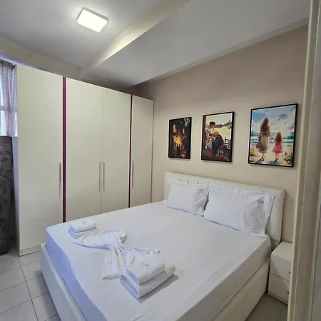 Raphael Old Bazaar Apartament Tirana