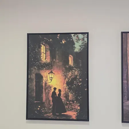 Raphael Old Bazaar Apartment Tirana